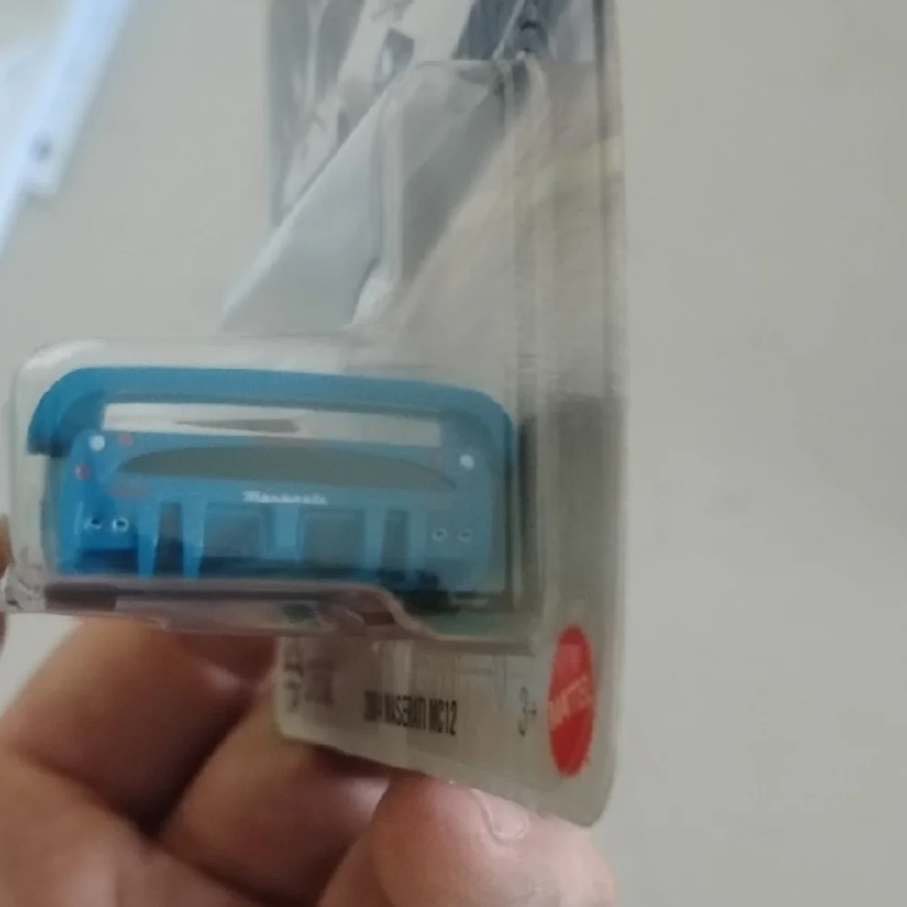 Mattel Matchbox Maserati MC12 - White and Blue